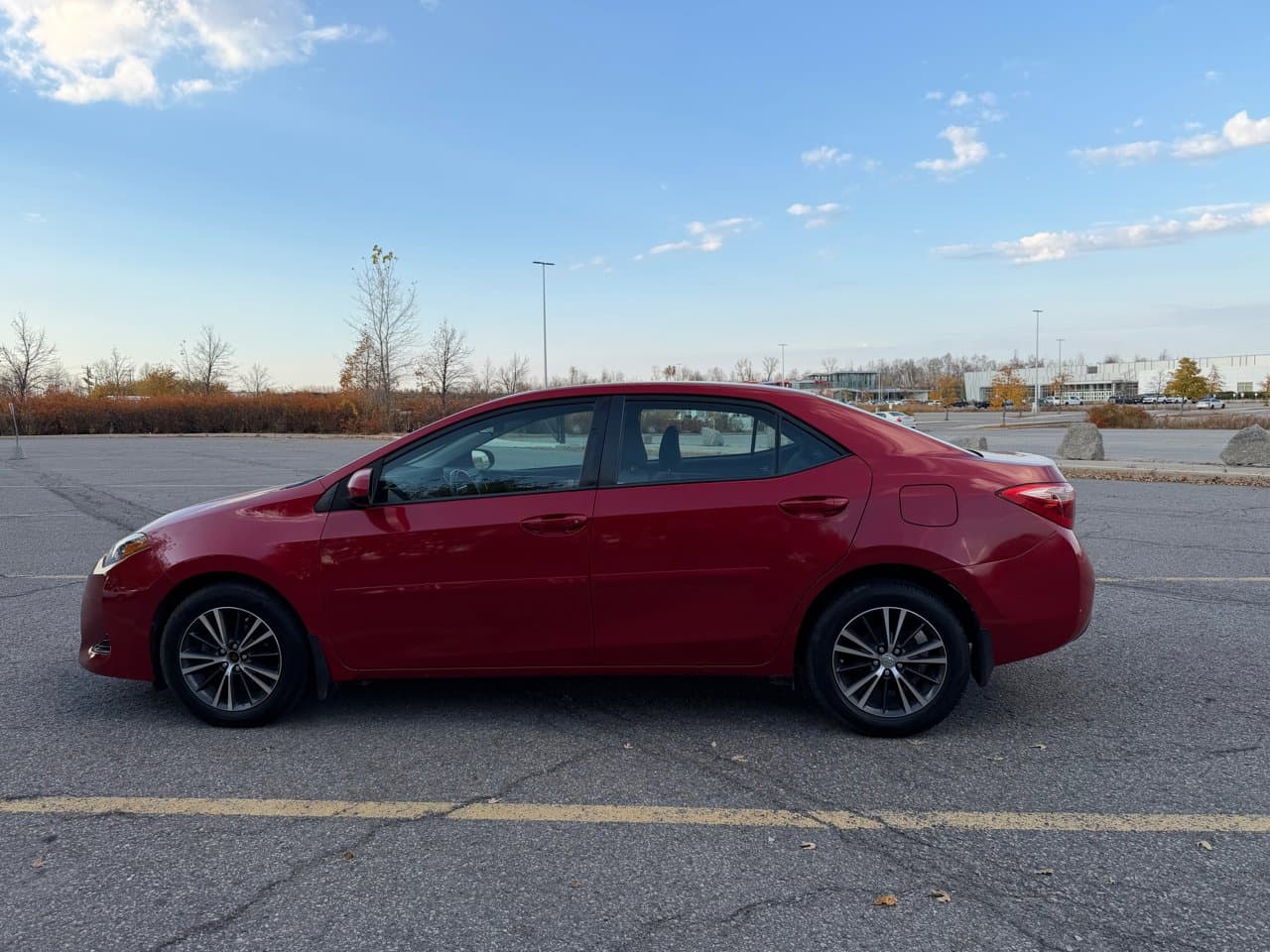 2017 Toyota Corolla LE LE — photo 1