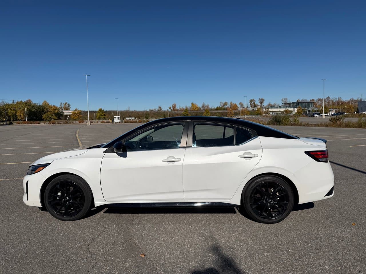 2025 Nissan Sentra SR SR — photo 1