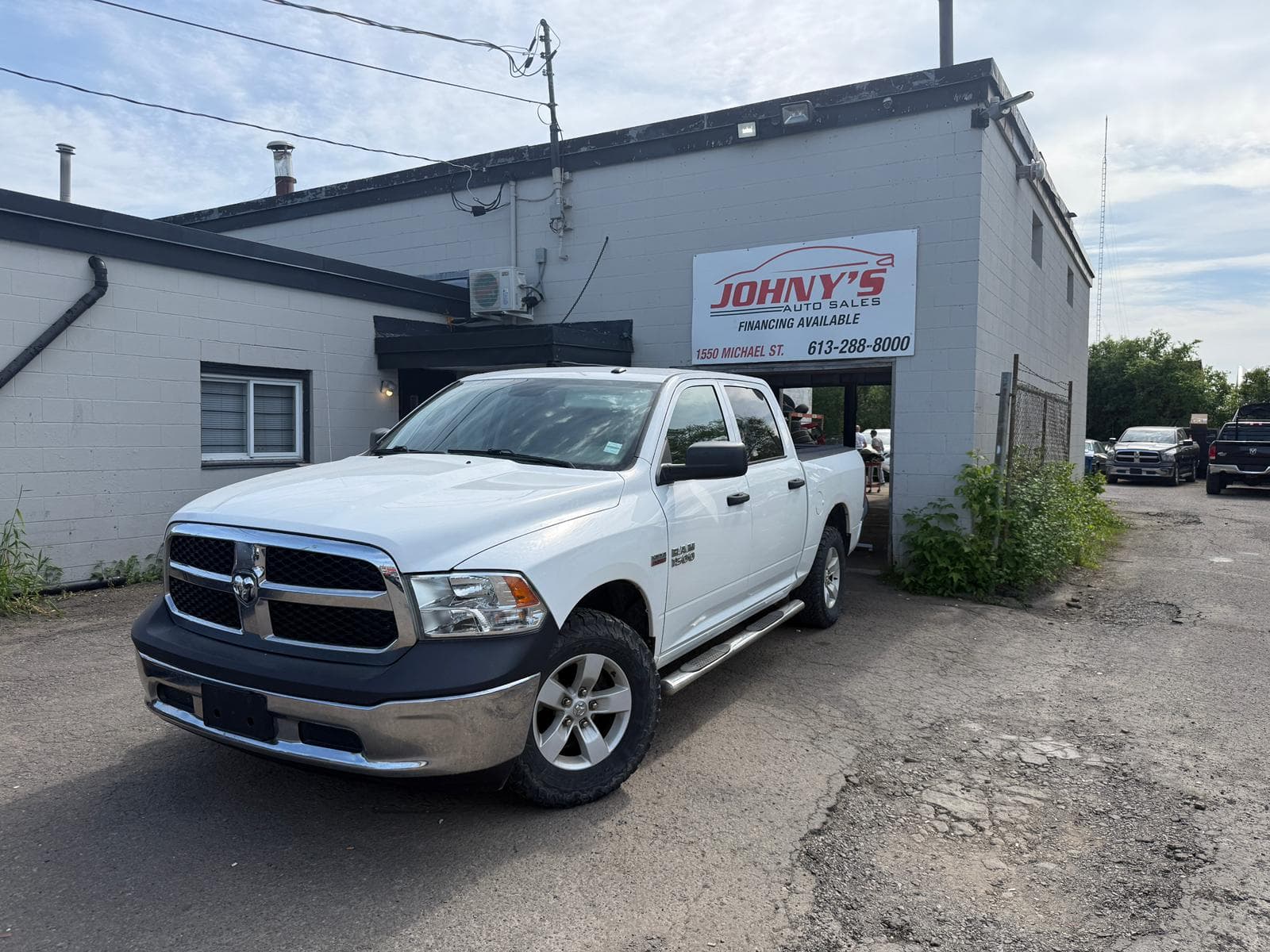 2016 Ram 1500 4X4 4WD Crew Cab 140.5" ST — photo 1