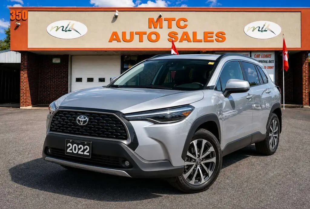 2022 Toyota Corolla Cross XLE AWD โ photo 1