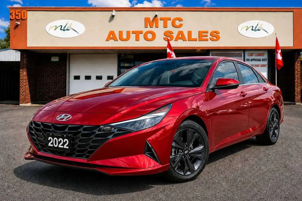 2022 Hyundai Elantra Preferred IVT โ photo 1