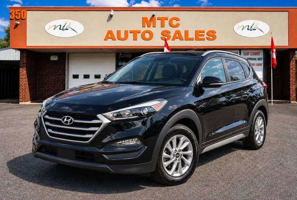 2017 Hyundai Tucson SE/Very clean and well-maintained — photo 1