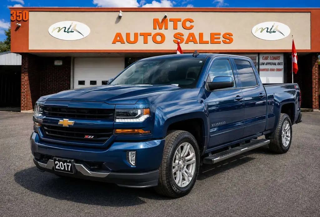 2017 Chevrolet Silverado Cab LT Z71 4x4 Crew Cab โ photo 1
