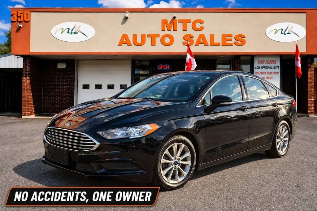 2017 Ford Fusion SE โ photo 1