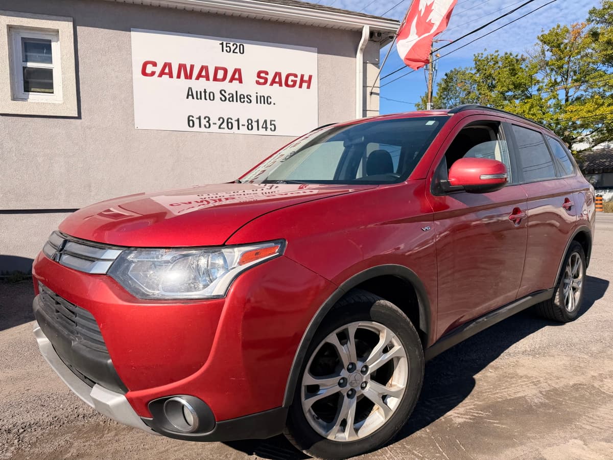 2015 Mitsubishi Outlander SE — photo 1