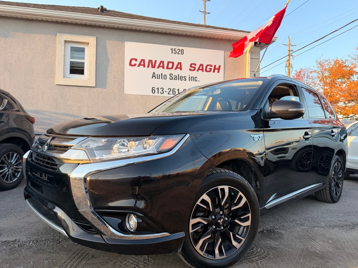 2018 Mitsubishi Outlander SE AWC PHEV — photo 1