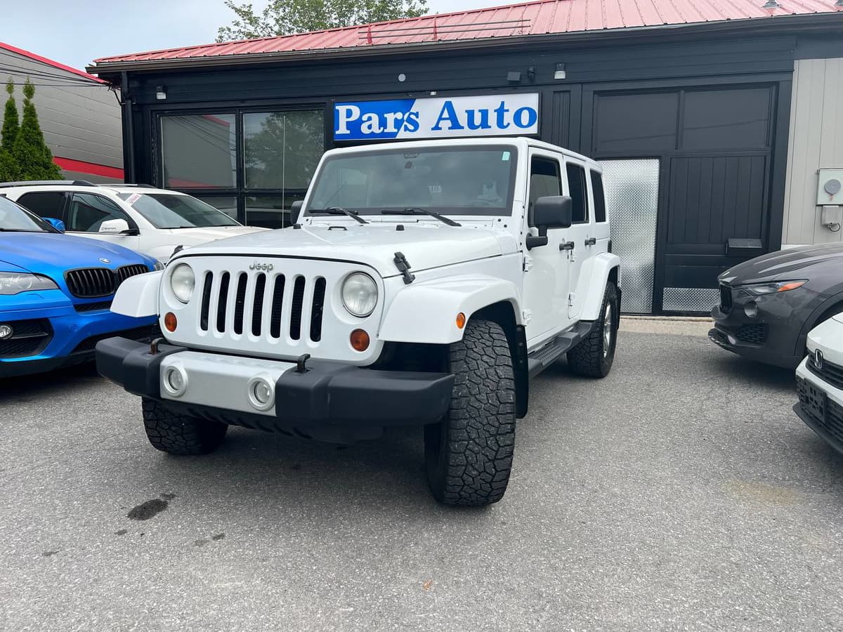2012 Jeep Wrangler Sahara — photo 1