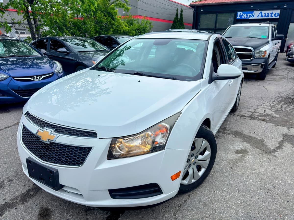 2014 Chevrolet Cruze 1LT — photo 1