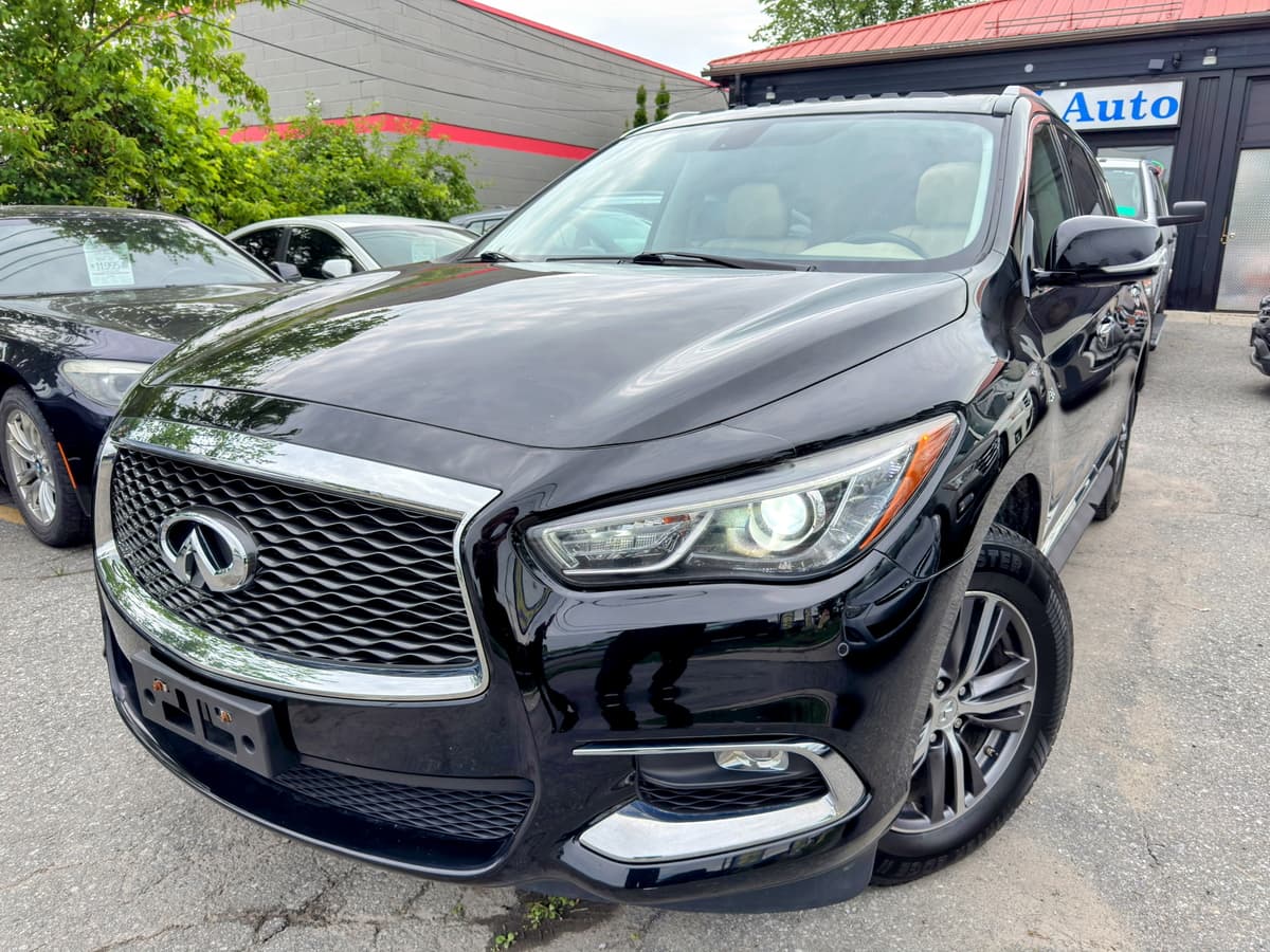 2017 Infiniti QX60 Base — photo 1