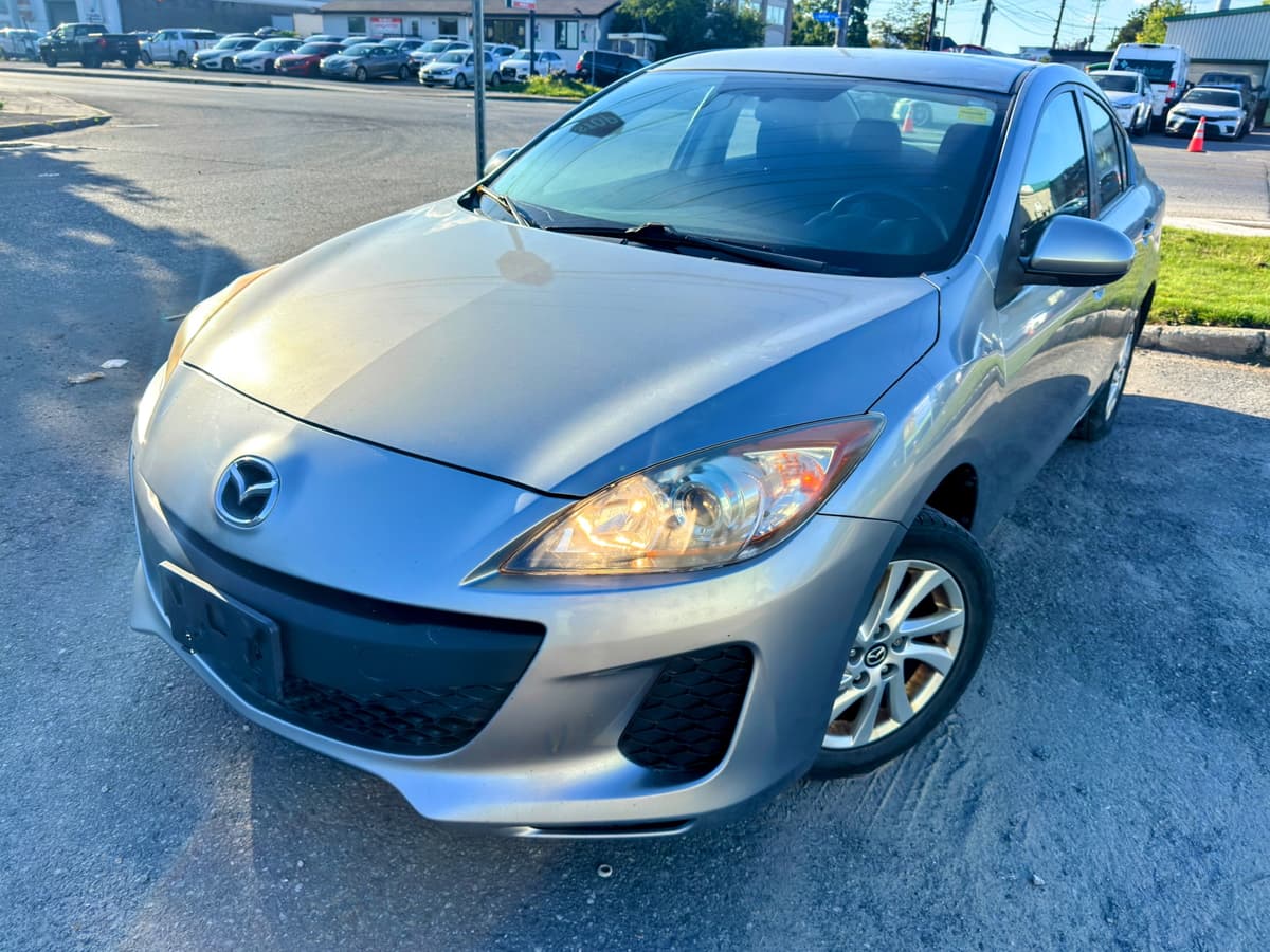 2013 Mazda 3 GS-SKY — photo 1