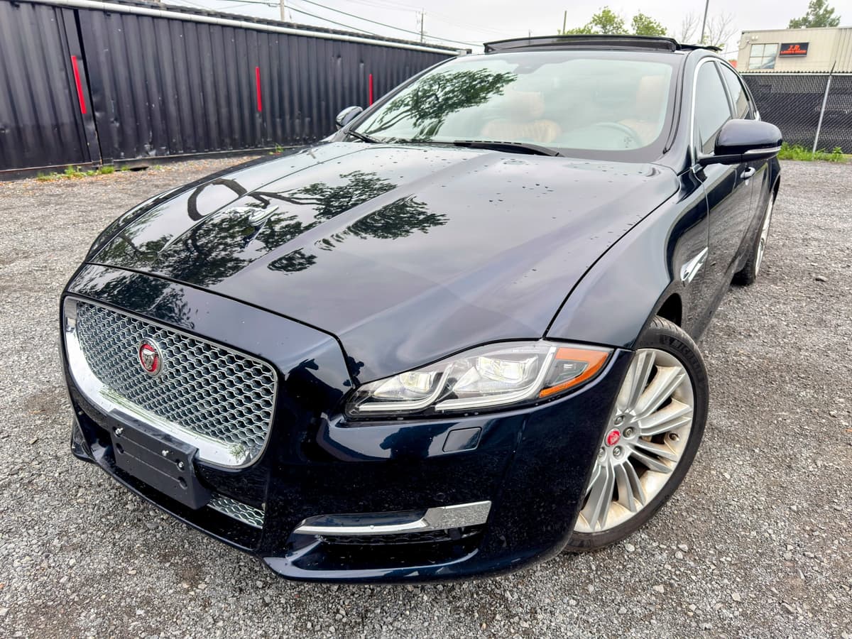 2016 Jaguar XJ Portfolio — photo 1