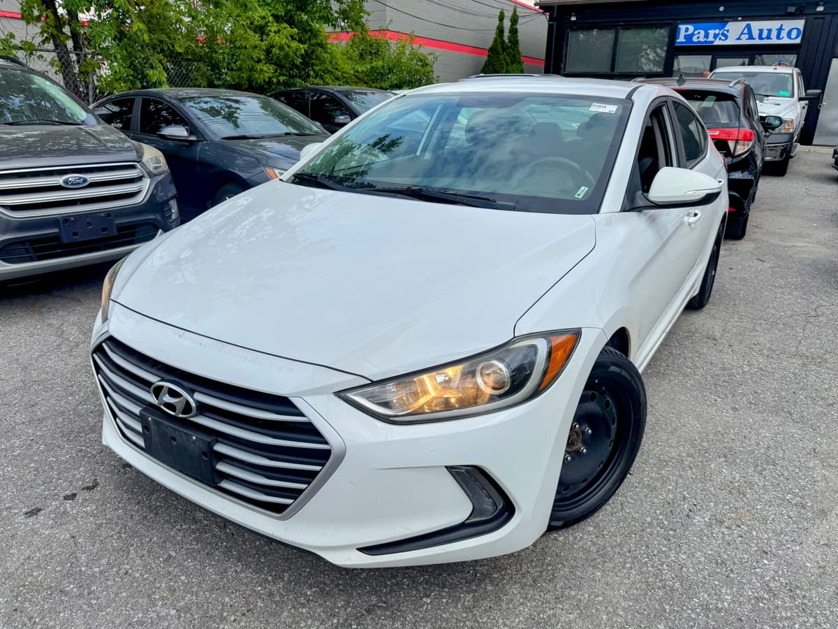 2017 Hyundai Elantra GL — photo 1