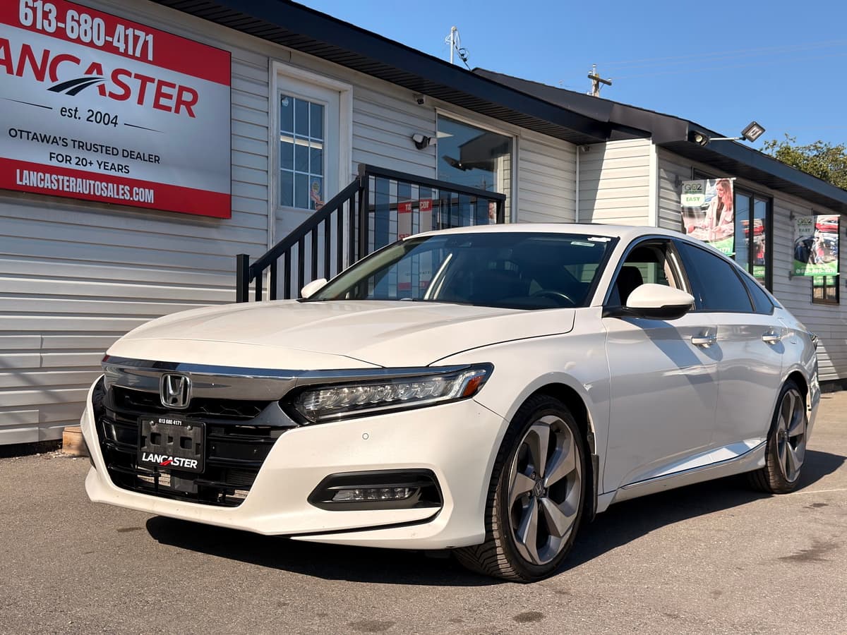 2018 2018 Honda Accord Touring — photo 1