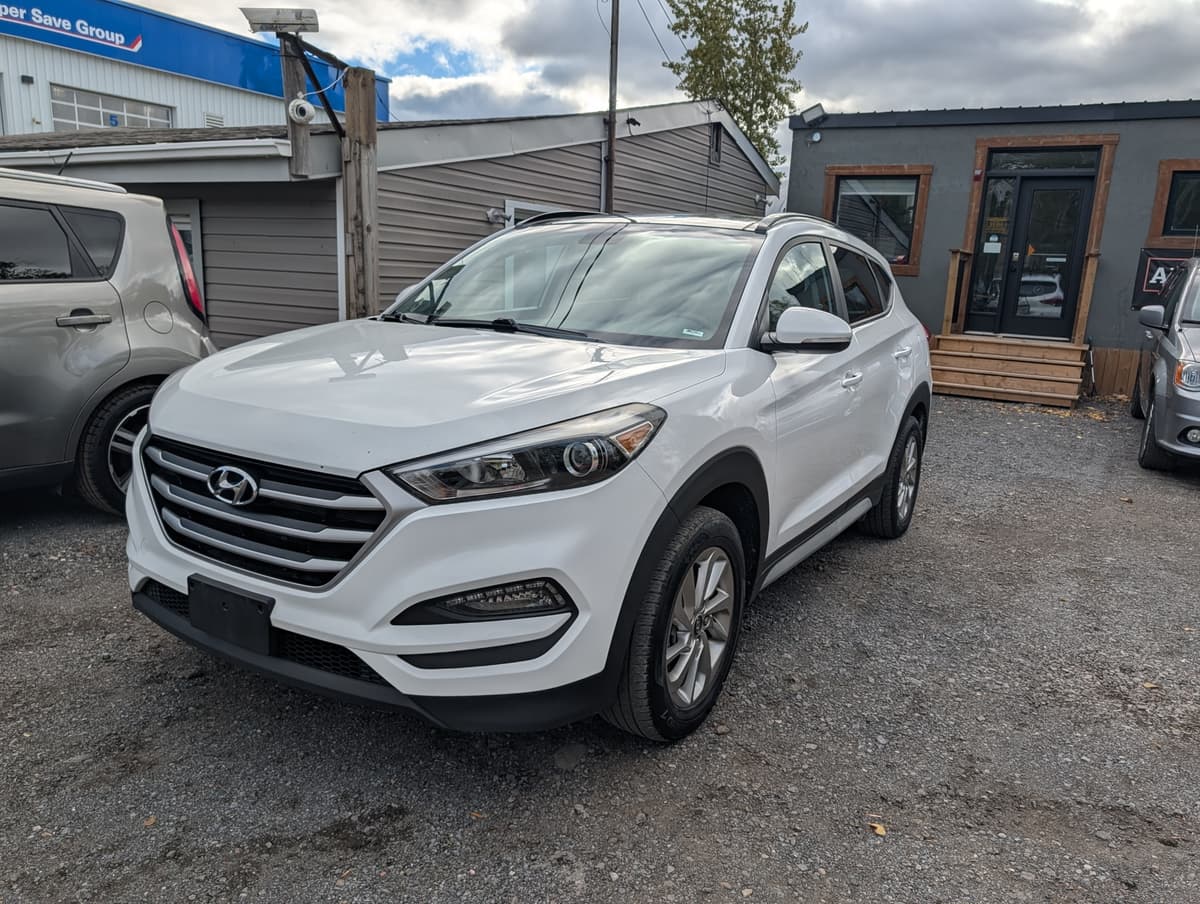 2017 2017 Hyundai Tucson SE — photo 1